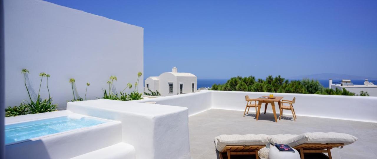 Oia Treasures Art Suites Exterior photo